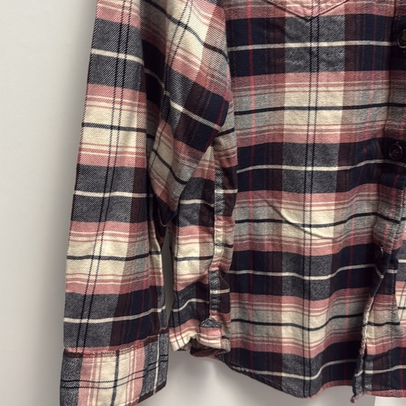 Tilley 100% organic cotton button down shirt - Picture 2 of 4